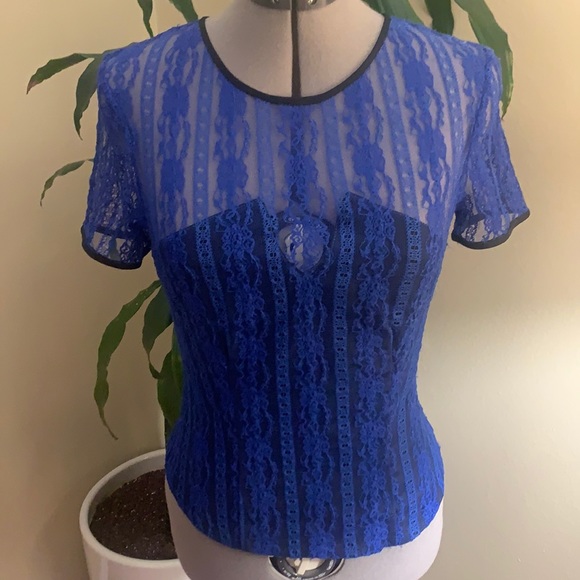 Lace Top - Picture 1 of 10